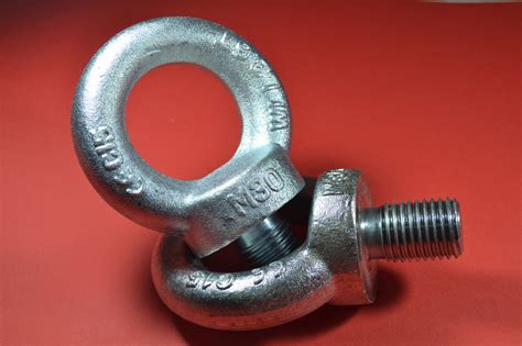 Рым-болт оцинкованный М6